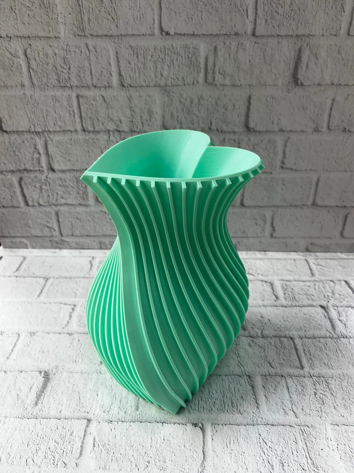 Kalpli Turkuaz Dekoratif Vazo 24 cm Modern Şık Tasarım