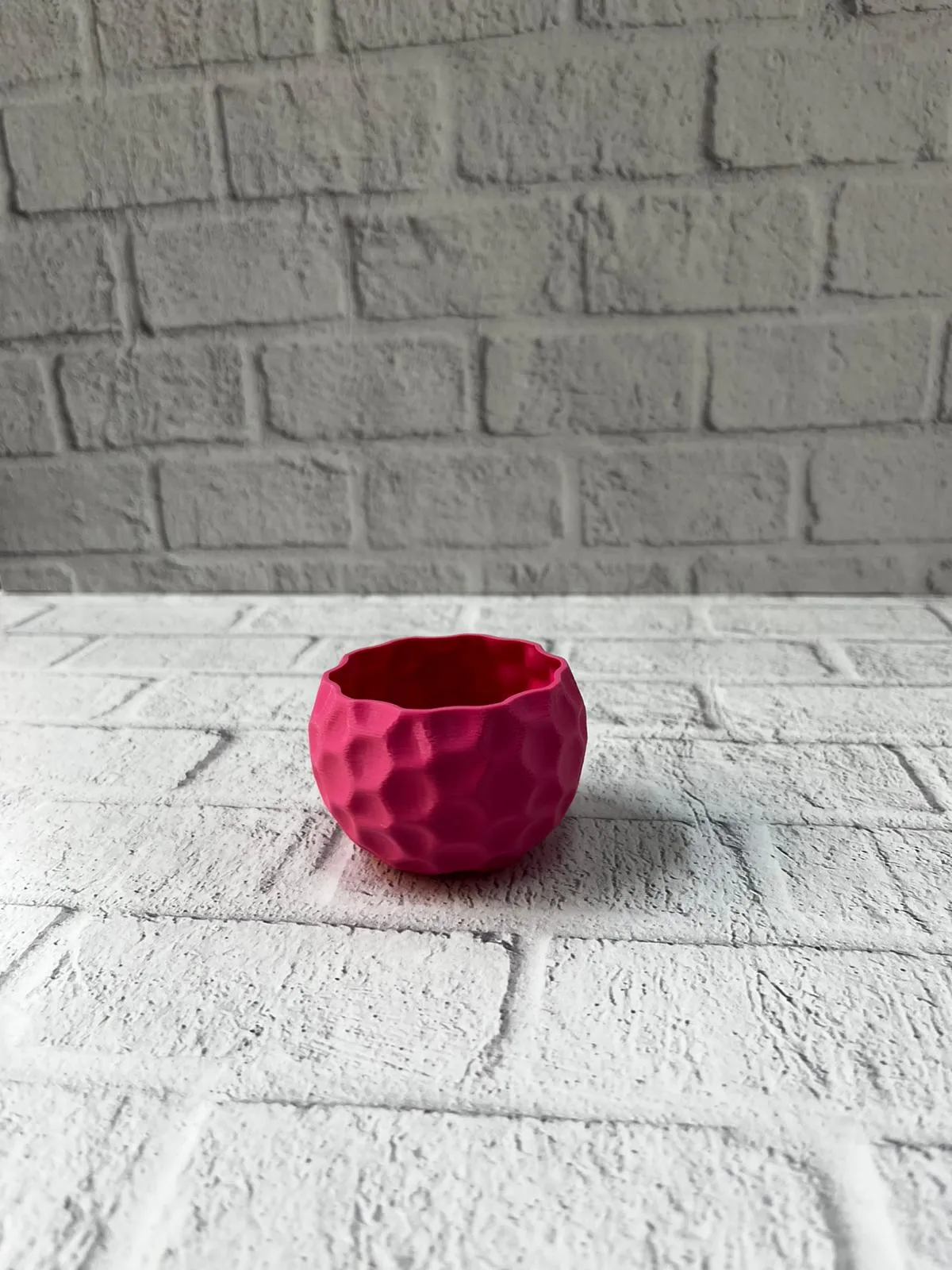 Küçük Boy Mor Saksı 5 cm Şık ve Minimal Dekoratif Tasarım