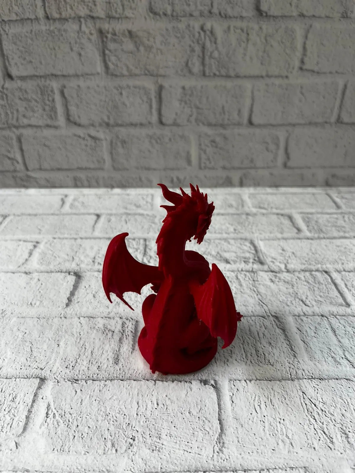 Kırmızı Ejderha Biblo 12 cm