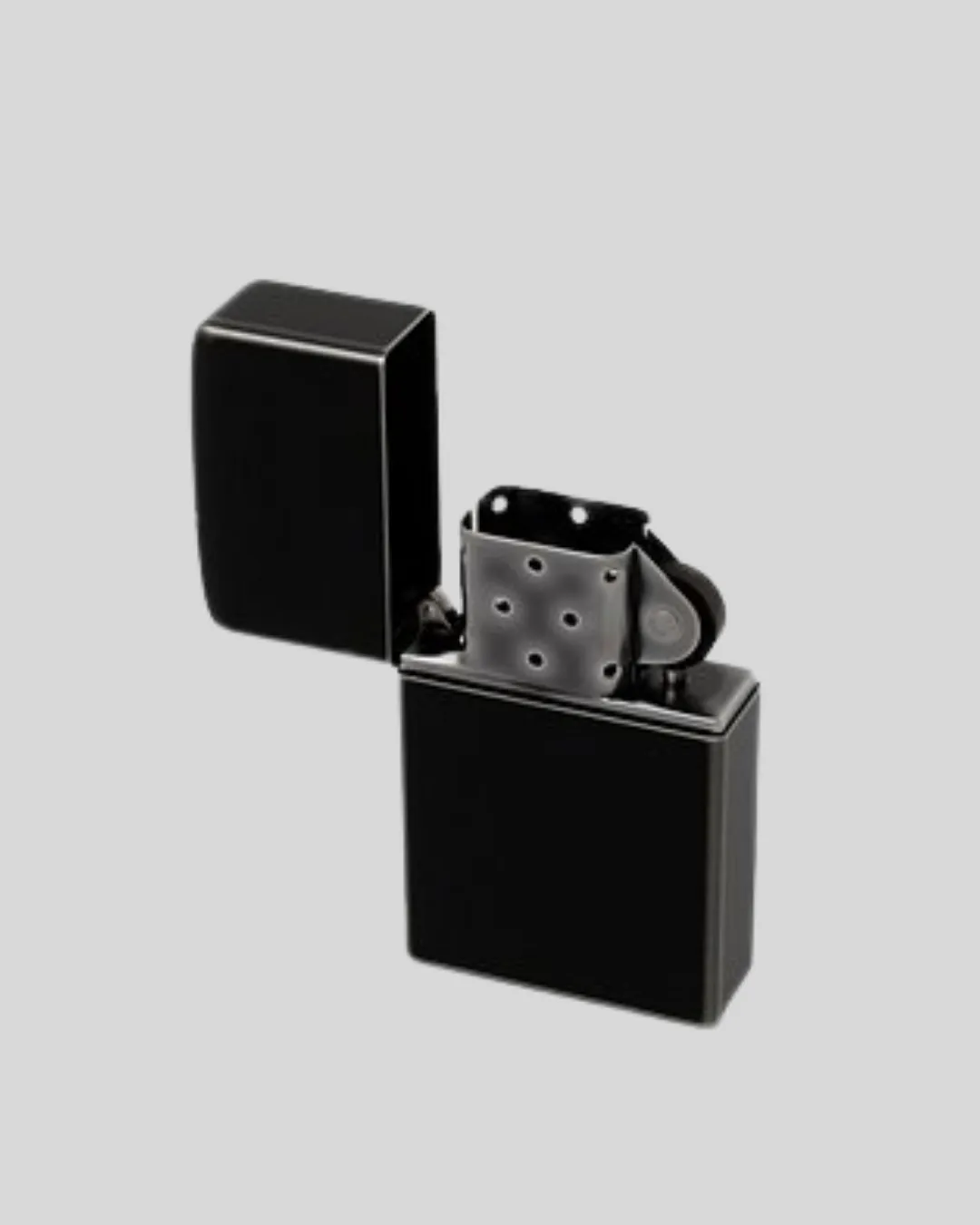 Metal Gövdeli Tasarım Çakmak Mat Yüzeyli ve Ergonomik Tutma Özellikli