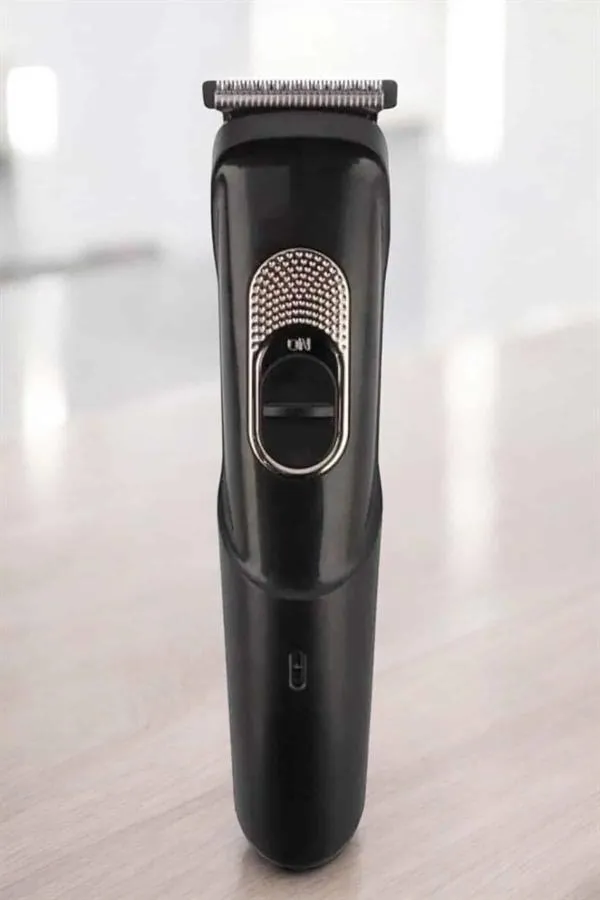 Saç Sakal Vücut Şarjlı Kablosuz Tıraş Makinesi Profesyonel Paslanmaz Çelik