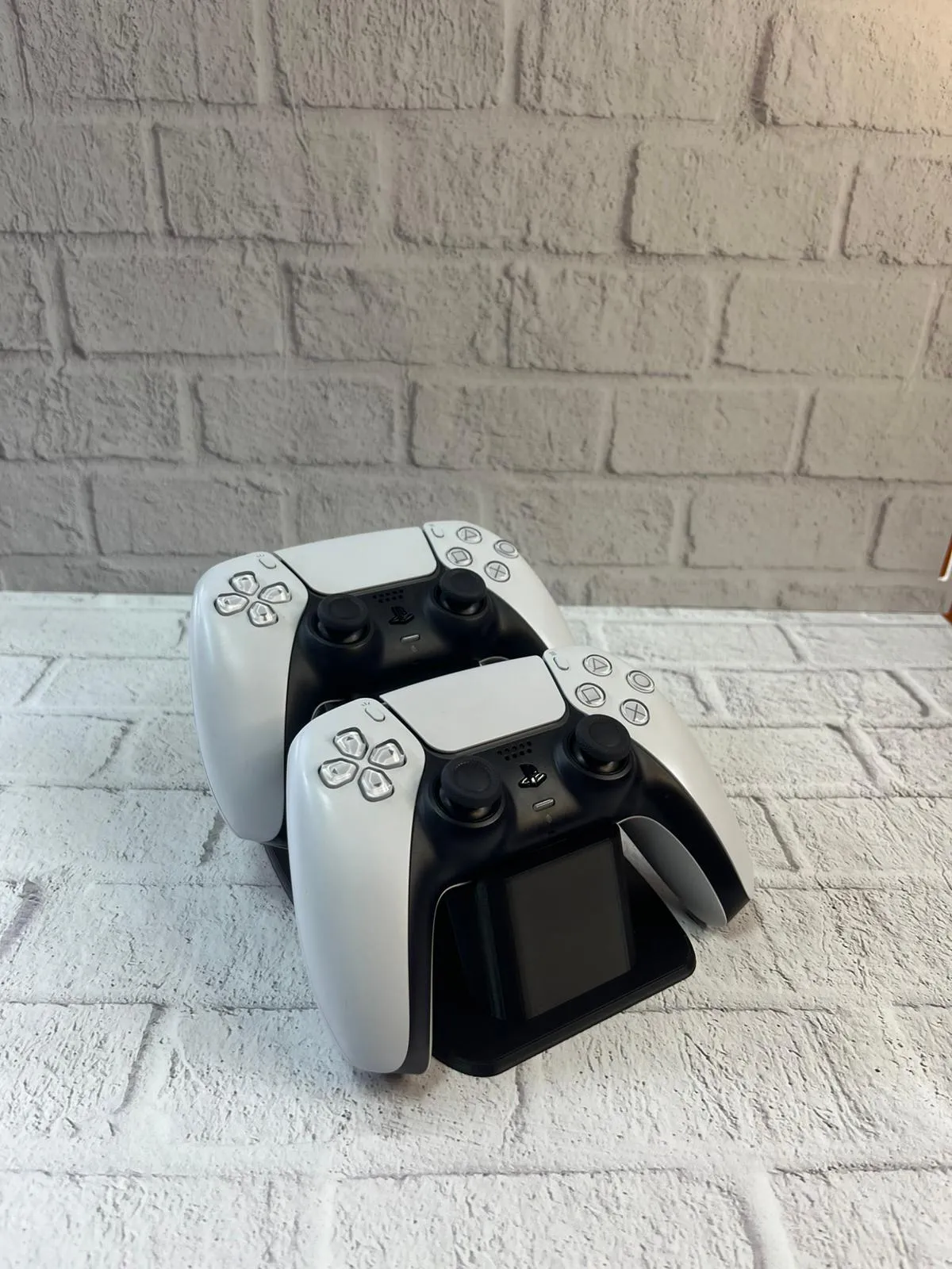 İkili Gamepad Tutucu Siyah 7x18 cm Masa ve Raf Düzeni