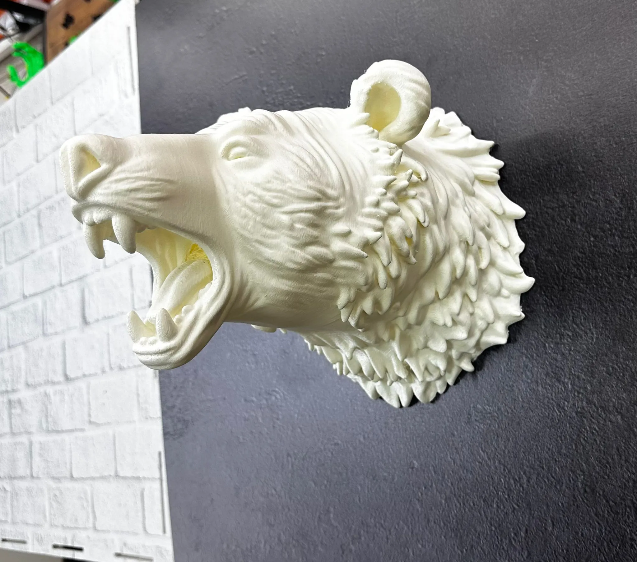 Krem Ayı Figürü Duvar Süsü Asılabilir Hediyelik Dekoratif 25x19 cm