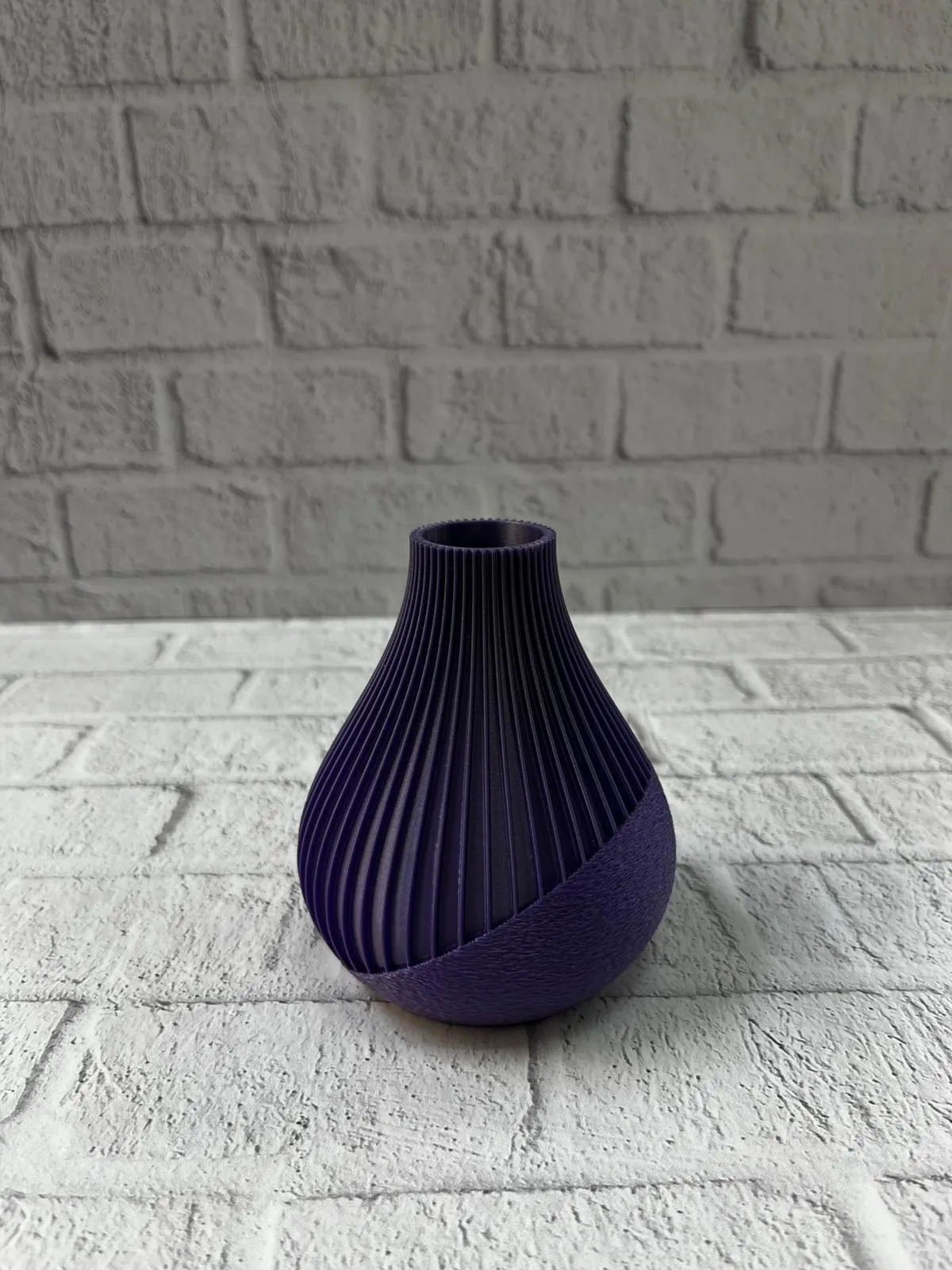 Mor Çizgili Dekoratif Vazo 11 cm Modern Tasarım Aksesuar