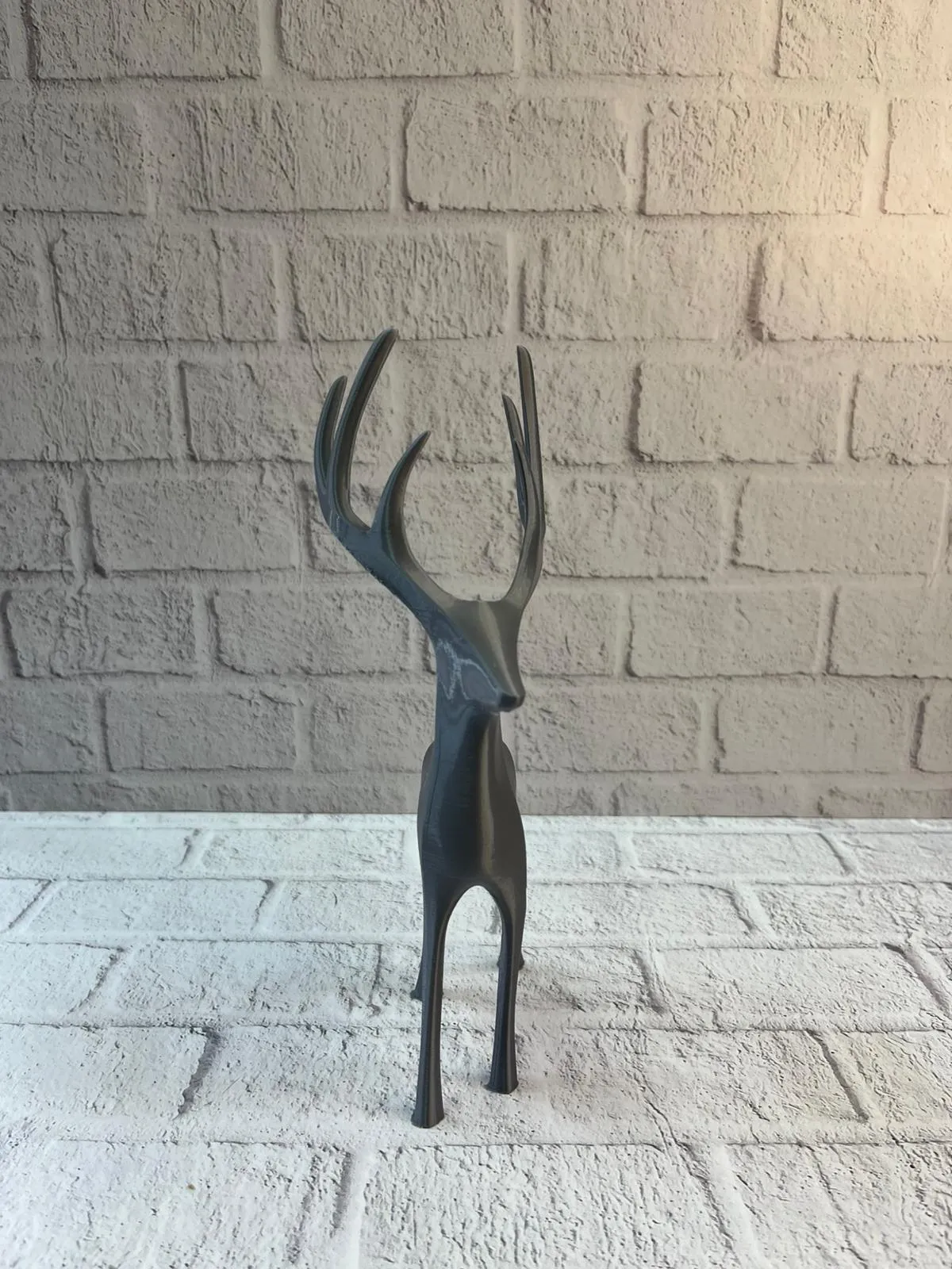 Gri Geyik Biblo Minimal Tasarım Şık Ev Aksesuarı