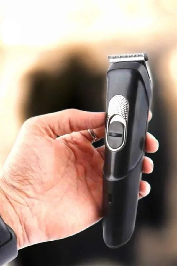 Saç Sakal Tüy Kısaltma Makinesi  Lazer Epilasyon Öncesi Ense Kesme Makine