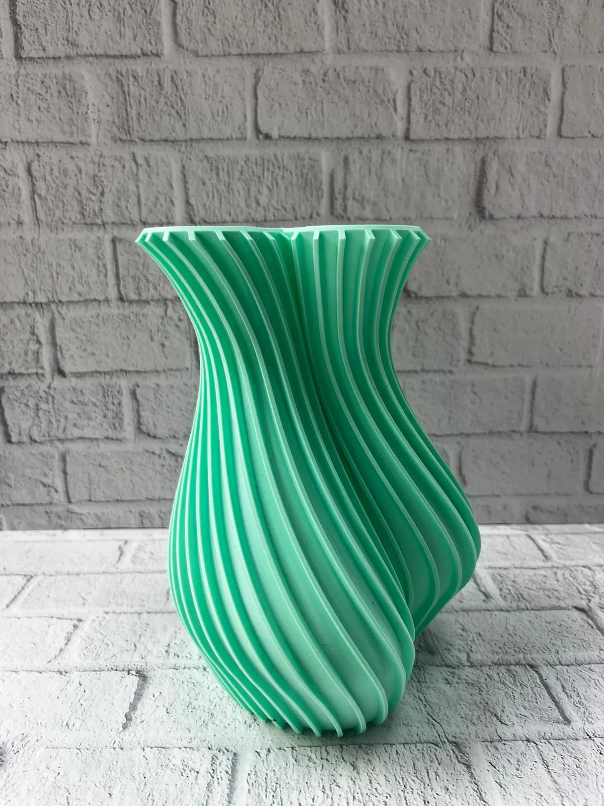 Kalpli Turkuaz Dekoratif Vazo 24 cm Modern Şık Tasarım