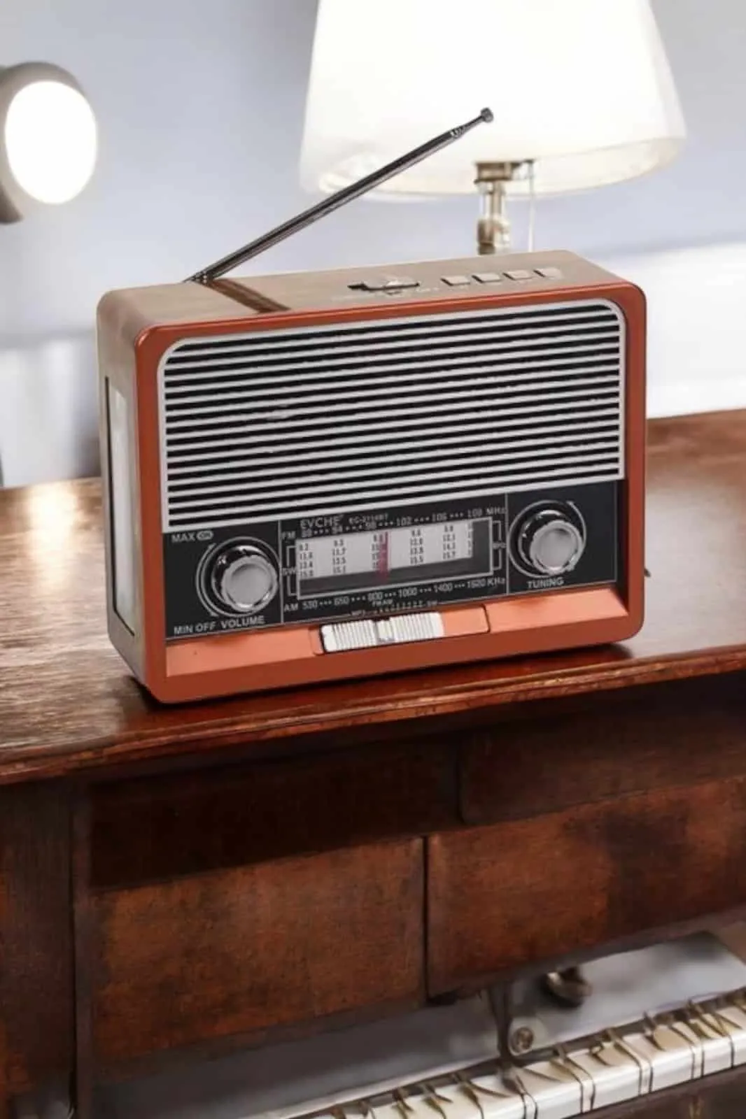 Nostaljik Radyo USB,AUX Ve SD Kart Girişli Bluetooth Bağlantılı