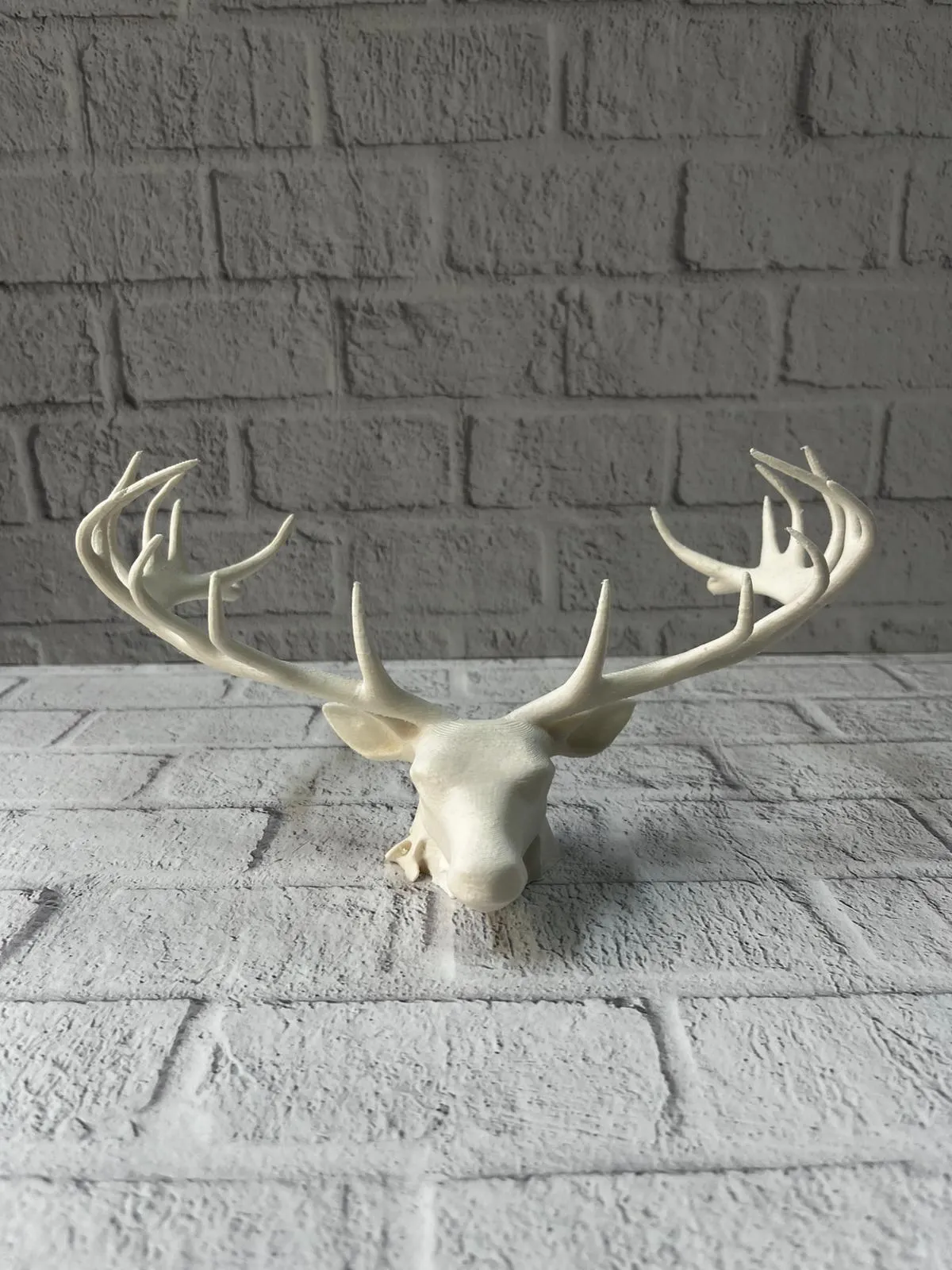 Dekoratif Geyik Başı Heykel 25 cm Modern Minimal Tasarım