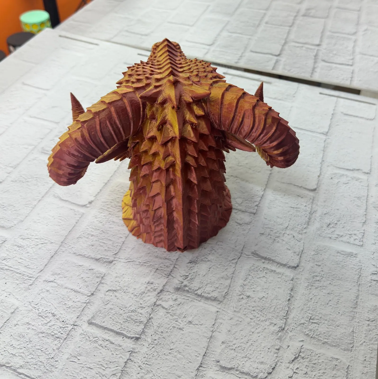 Dekoratif Gold Ejderha Heykeli Koleksiyonluk Fantastik Tasarım